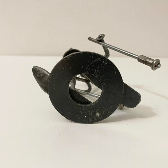 Frog Metal Art Sculpture Skiing Figure Screws Washers - Picture 8 of 16